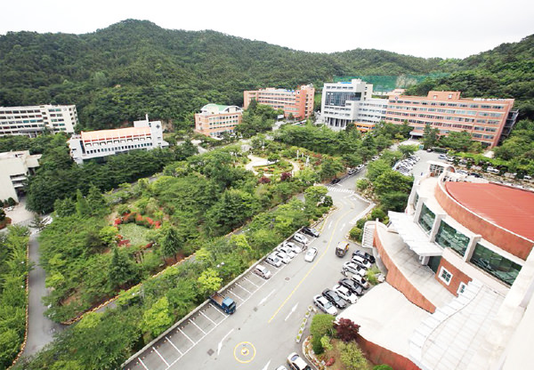Dong-eui University