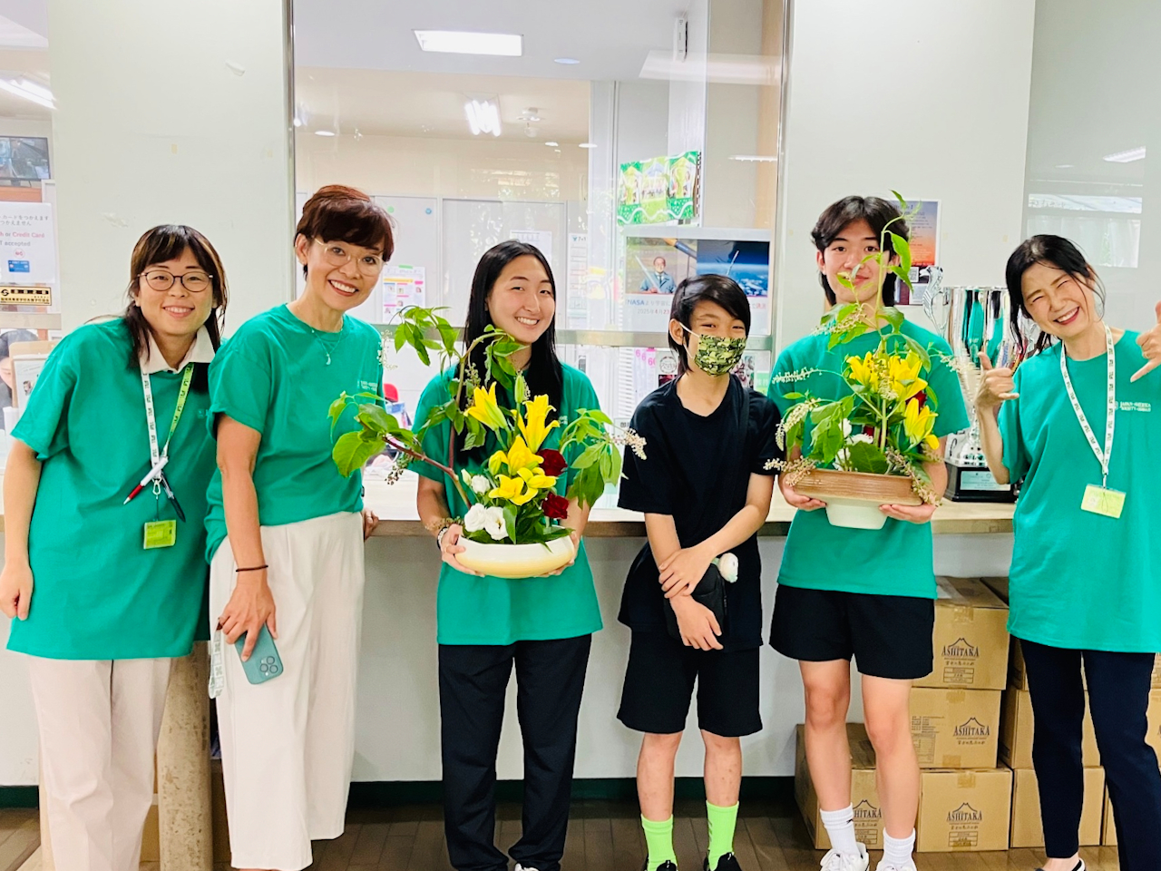 Highschool students from JASH visited us