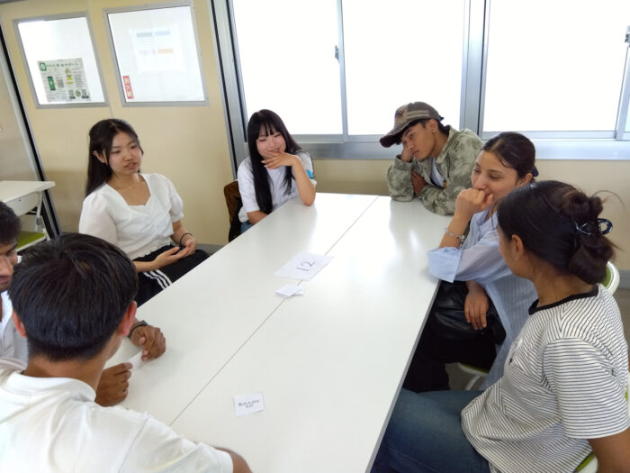 Japanese and English Departments Exchange Event