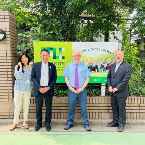モンロー大学の方が来校されました