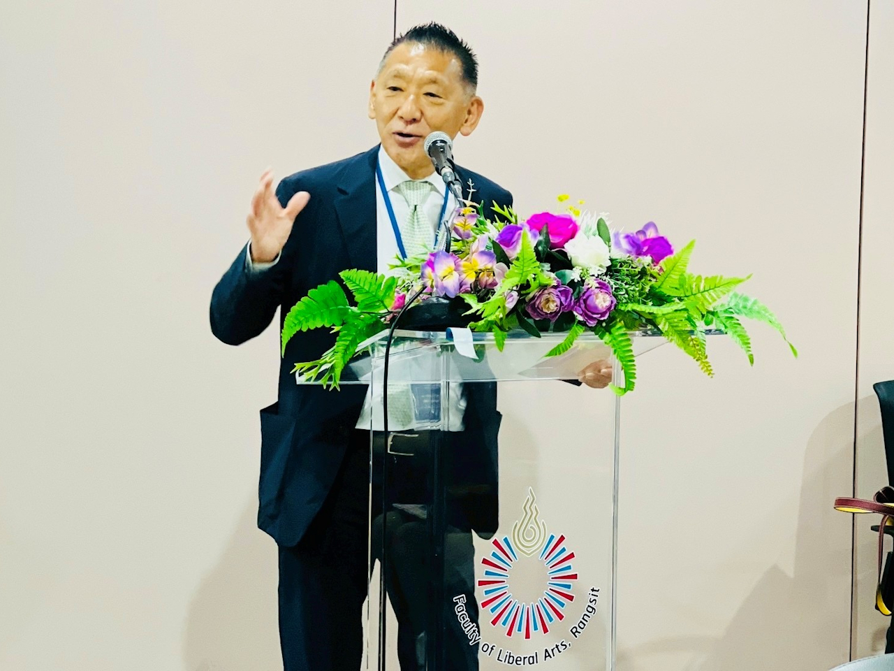 ランシット大での国際学会に理事長が登壇