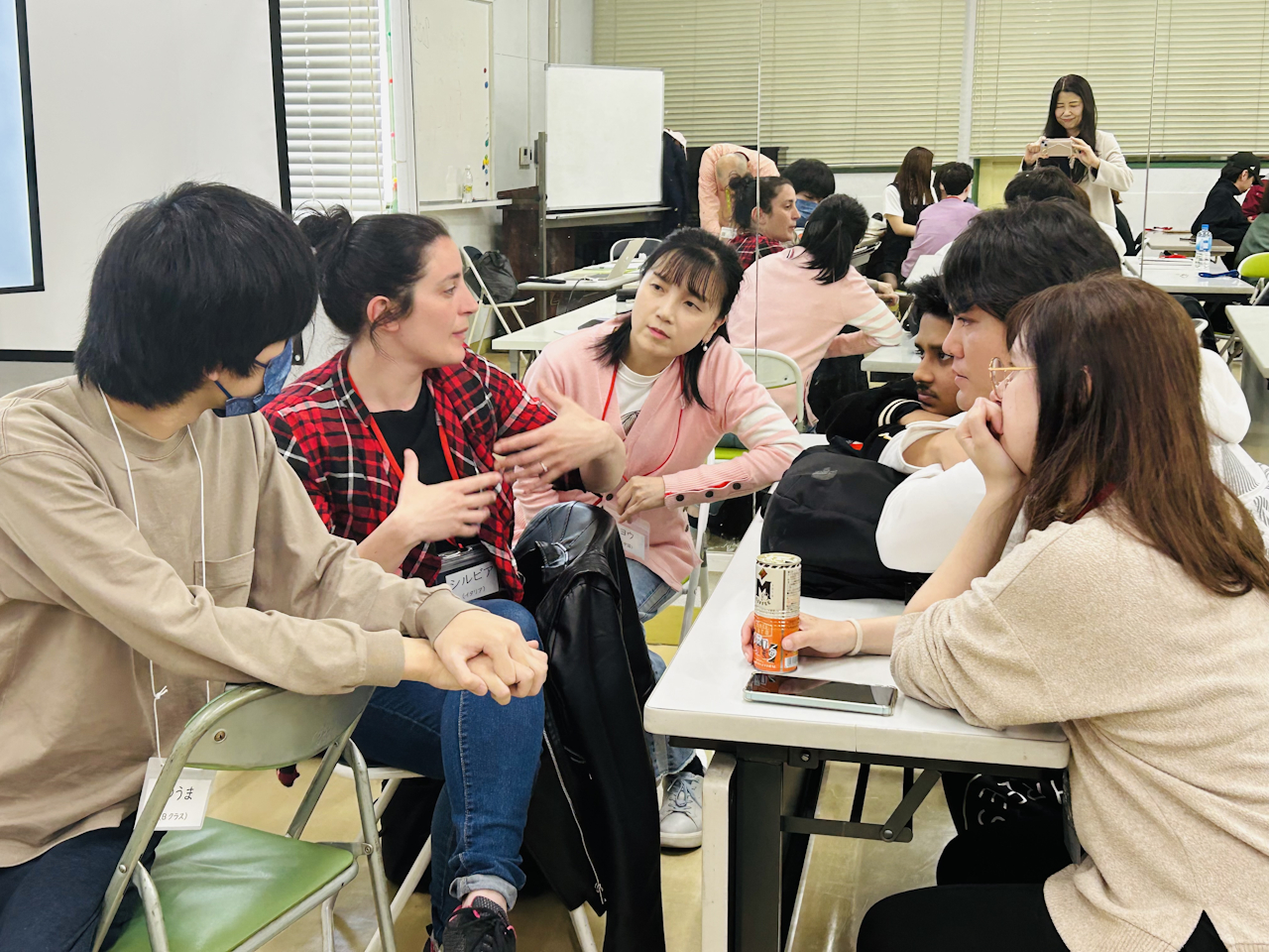 国際キャリアコースと英語科の合同授業・4月30日
